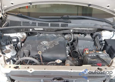 2017 Toyota Sienna Xle 8 Passenger z USA, uszkodzony, nr VIN 5TDYZ3DC6HS856295